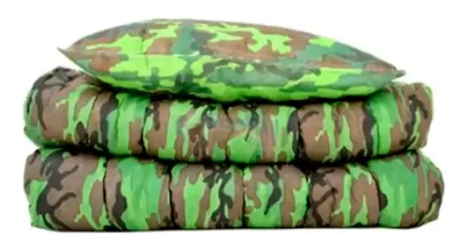 Kit Camping Colchonete Solteiro C Travesseiro 1,88 X 78cm Cor Camuflado